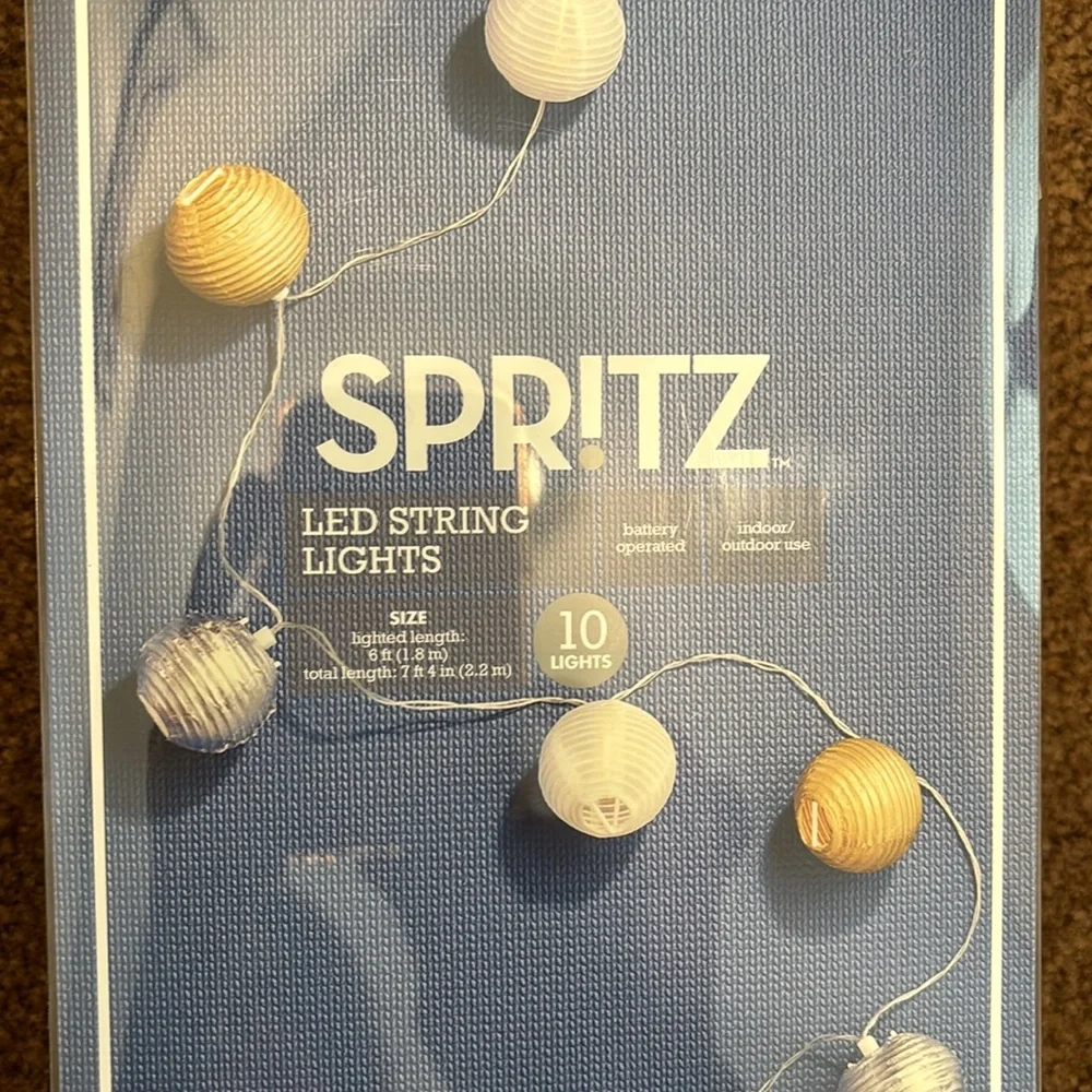 Two spritz LED string lights, 10 lights in each package